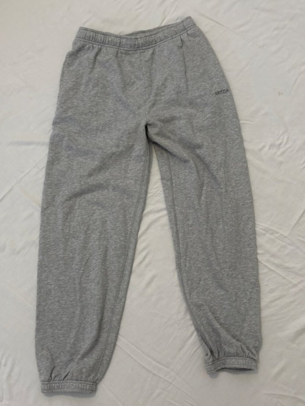 Aritzia Sweatfleece Mega Fit Sweatpants Grey Joggers Sz S